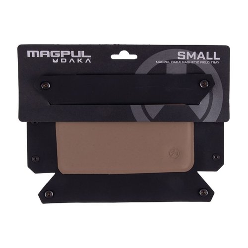 Il DAKA Magnetic Field Tray di Magpul offre una superficie magnetica per tenere in ordine i piccoli pezzi, resistente e facile da riporre, ideale per armi e accessori.
