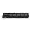 Il sistema di rail modulari AR-15/M16 MK 8 è leggero, ergonomico e offre molteplici punti di attacco M-LOK, garantendo robustezza e versatilità.