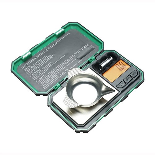 Die RCBS Pocket Scale bietet eine Kapazität von 1500 Grain, 0.10 Grain Genauigkeit und ein leicht ablesbares Display – perfekt für Handlader, robust und mit Batterien!