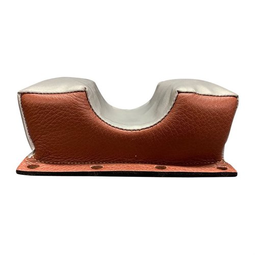 Il Common Radius Front Bag di Edgewood offre una superficie liscia e durevole, eliminando la necessità di talco per colpi rapidi e precisi.