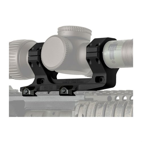 L'AUS Optic Mount di Reptilia offre un design a profilo basso, realizzato in alluminio 7075-T6, compatibile con M1913 Picatinny e garantito a vita.