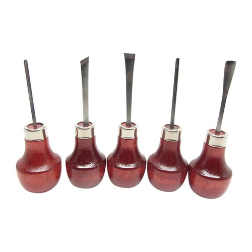 Améliore tes projets de sculpture avec ce set de 5 outils en acier de haute qualité, parfait pour des travaux détaillés et précis.
