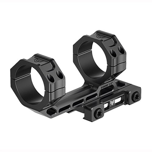 Der FREEDOM LIGHT CANTILEVER MOUNT aus robustem 7075 Aluminium wiegt nur 155g, bietet perfekte Ergonomie und bleibt dank T25 Torx-Schrauben auch unter Rückstoss stabil.