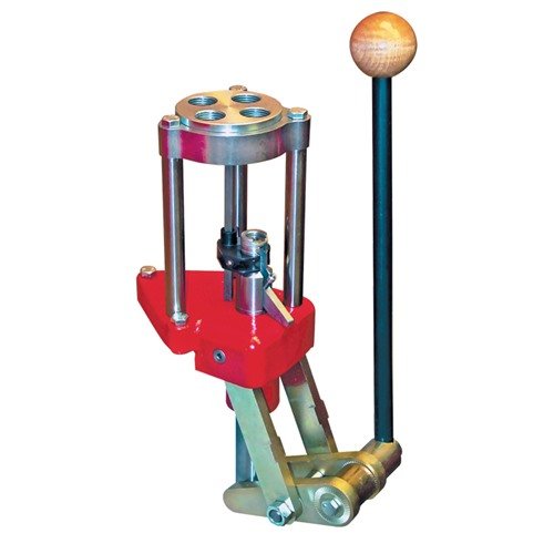 La presse Classic Turret de Lee Precision offre une construction robuste, un chargement facile des douilles et un système de amorçage pratique pour une expérience de rechargement inégalée.