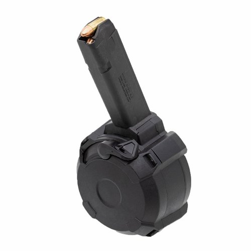 Mit dem PMAG D-50 GL9 hast du 50 Schuss Kapazität, ein rutschfestes Ladegerät und eine Rückstandsanzeige für deine Glock – perfekt für lange Schiesssessions!