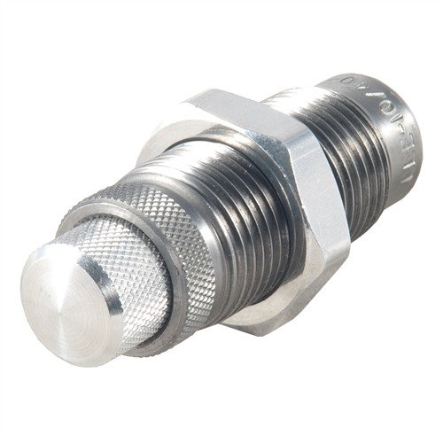 I PISTOL CARBIDE FACTORY CRIMP DIES di LEE garantiscono una dimensione precisa della cartuccia e una crimpatura sicura, senza bisogno di lubrificazione per i casi.