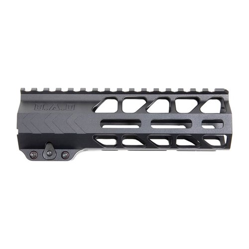 Die WORKHORSE® M-LOK® Handguards sind leicht, schlank und bieten vielseitige Montagemöglichkeiten, ideal für MIL-SPEC Karabiner. Erhältlich in verschiedenen Längen.