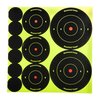 Die SHOOT-N-C® Targets machen Treffer sofort sichtbar mit einem fluoreszierenden Halo, sind selbstklebend und enthalten eine Vielzahl von Zielgrössen.