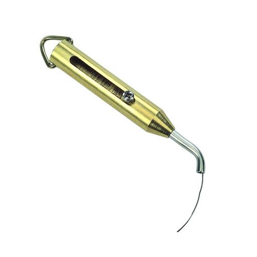 Il Traditions Retractable Nipple Pick è un accessorio indispensabile per i fucili a avancarica, facile da usare e sempre pronto per una manutenzione rapida.