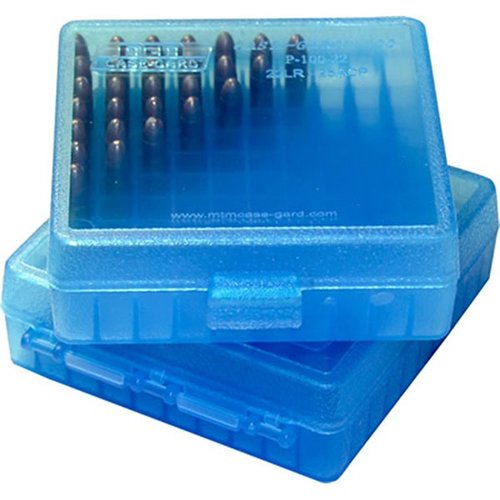 La boîte à munitions Ammo Box 100 Round Flip Top Mech. Hinge Bullet Up .22 Clr te permet de stocker et d'accéder facilement à tes cartouches .22 avec un design pratique.