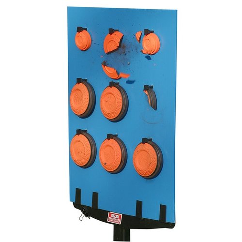 La MTM Bird Board è dotata di 18 clip per bersagli in argilla facili da caricare, misura 17.5x23in, ideale per allenamenti di tiro e pratiche di tiro al volo.