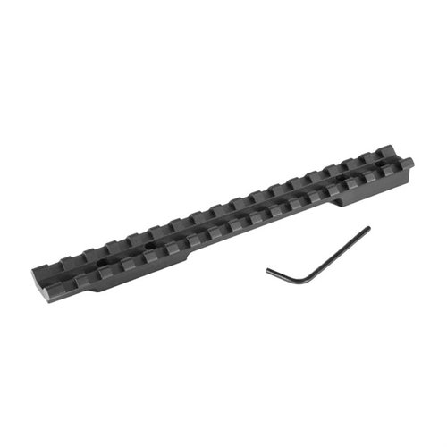 Il montaggio Picatinny EGW per Winchester 70 offre flessibilità, durata e compatibilità con diverse armi, ideale per cacciatori e tiratori tattici.