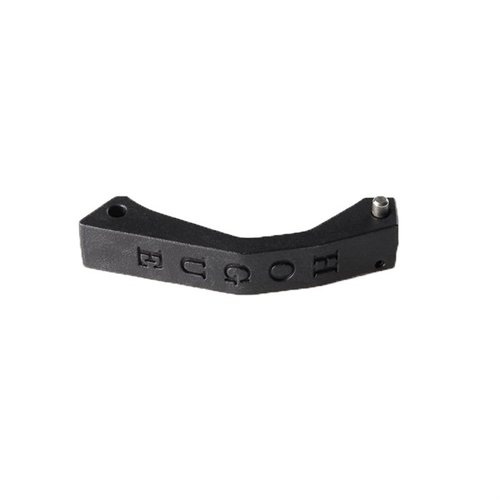 Il grilletto contornato in polimero AR-15/M-16 di HOGUE offre comfort e precisione, disponibile in Flat Dark Earth, O.D. Green e Nero con hardware incluso.