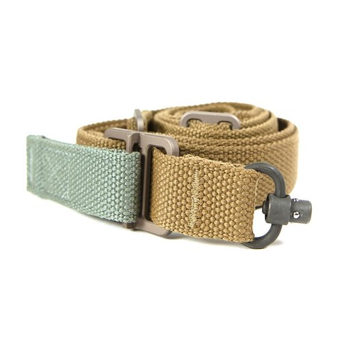Der Vickers Push Button Sling bietet eine schnelle Anpassung, hochwertige Materialien und ist mit Push Button Swivels ausgestattet - ideal für den Einsatz im Kampf.