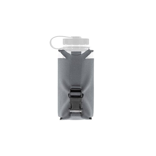 Die Spiritus Systems Nalgene® Wasserflaschen-Tasche ist leicht, passt perfekt und sorgt für sicheren Halt. Ideal für MOLLE und mit praktischen Zuglaschen.