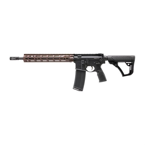 Le DD4 M4A1RIII offre un design ambidextre, un rail RIS III léger et un canon de 14,5" avec un flash suppressor, parfait pour tous les tireurs.