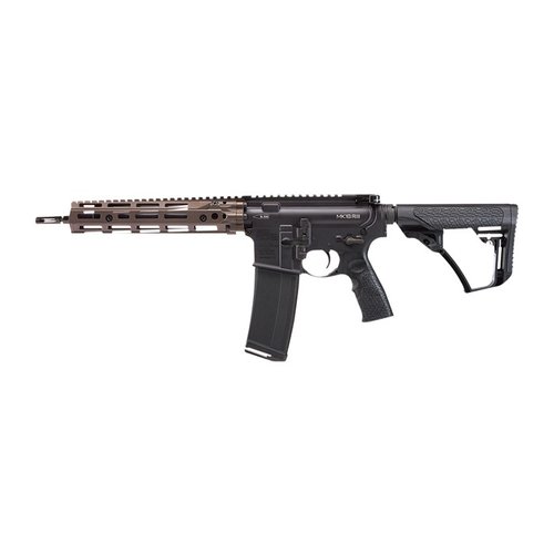 Le DD4 MK18RIII est léger et flexible, avec un canon de 10,3" pour une maniabilité optimale, un récepteur ambidextre et un rail RIS III M-LOK.