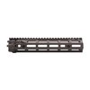 Il sistema Daniel Defense RIS III offre un design leggero e versatile con attacchi M-LOK, costruzione in alluminio aeronautico e piattaforma superiore senza interruzioni.