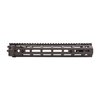 Il sistema RIS III di Daniel Defense offre un design leggero e versatile con attacchi M-LOK, costruzione in alluminio di grado aeronautico e piattaforma superiore continua.