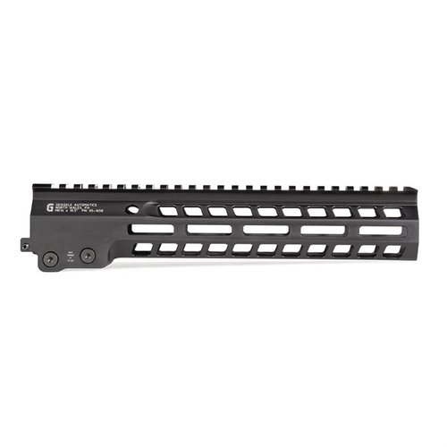 Il Geissele MK14 Super Modular Rail offre un profilo sottile per una presa comoda, con ampie possibilità di montaggio accessori grazie agli slot M-LOK.