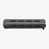 Die AR-15 HANDGUARDS M-LOK von B5 SYSTEMS bieten schlanke Ergonomie, integrierten Handstop und sechs M-LOK®-Befestigungspunkte für maximale Flexibilität.