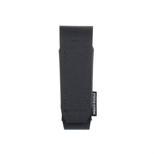 Le TKO Pouch est une solution de rangement discrète qui se fixe à une colonne MOLLE, avec une fermeture ajustable et des points de lashing pour sécuriser ton équipement.