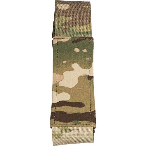 Le Tourniquet Pouch de GREY GHOST GEAR est parfait pour ranger un tourniquet CAT, avec des côtés élastiques et un clip MALICE® pour une fixation facile.