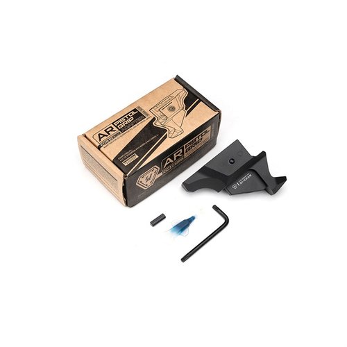 L'adattatore per impugnatura AR Strike Industries per CZ Scorpion consente di utilizzare impugnature AR leggere e resistenti, migliorando l'ergonomia e la compatibilità.