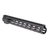 Les garde-mains SXT M-LOK de 15" sont robustes, faciles à installer, avec un design flottant, un point de sangle QD ambidextre et un système M-LOK à 7 côtés.