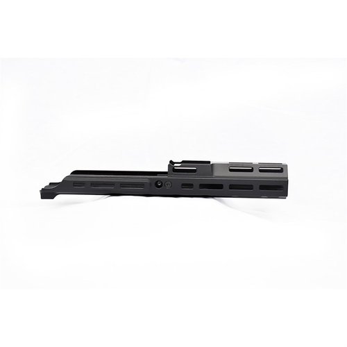 Gli SCAR MREX MARK II M-LOK HANDGUARDS in alluminio 6061-T6 offrono slot M-LOK per accessori, mantenendo zero per laser e luci, 100% Made in USA.