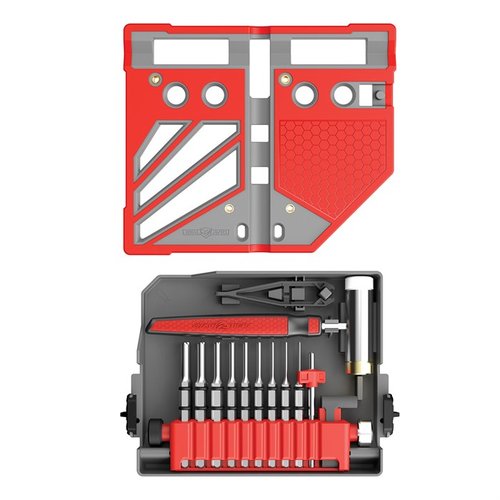 Il Master Bench Block Pro-Kit offre 18 punte in acciaio temprato, un martello ergonomico e morsetti Smart-Block per un allineamento preciso e un facile stoccaggio.