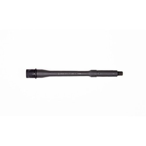 Der CLASSIC 5.56 NATO Lauf ist 10,3" lang, aus CrMoV-Stahl, mit Manganphosphat-Beschichtung, und hat einen Crane Spec .070" Gasport für optimale Leistung.