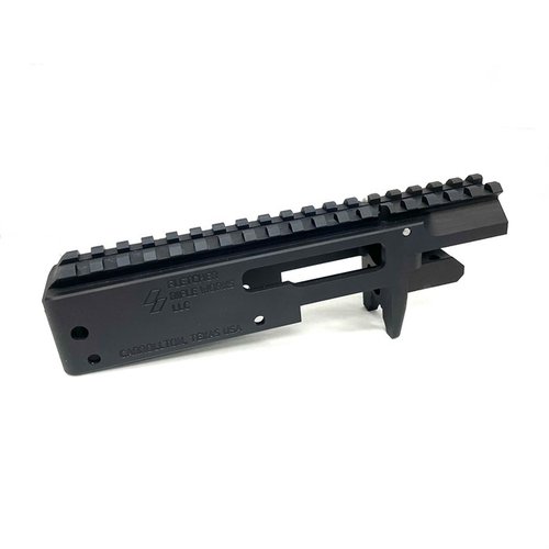 Der OPENTOP 11/22 Stripped Receiver für Ruger® 10/22® bietet eine CNC-gefertigte Aluminiumkonstruktion, die einfaches Entfernen von Bolt und Extractor ermöglicht.