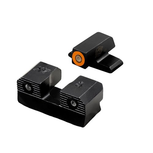 Le mire notturne R3D 2.0 di XS SIGHT SYSTEMS offrono installazione facile, durata nel tempo e visibilità ottimale in condizioni di luce variabile per armi SIG e Springfield.