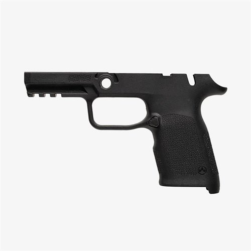 Le EHG SG9 pour SIG P320 offre une prise ergonomique, un rail Picatinny, une libération de chargeur réversible et une texture antidérapante, idéal en toute condition.