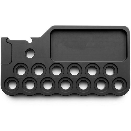 Le ZERO Storage Block est idéal pour organiser tes outils et pièces autour de ton ZERO, avec un emplacement pour la clé dynamométrique et un aimant pour d'autres outils.