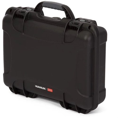 La NANUK 910 è una custodia rigida impermeabile, leggera e resistente, ideale per proteggere armi, attrezzature fotografiche e strumenti in condizioni difficili.