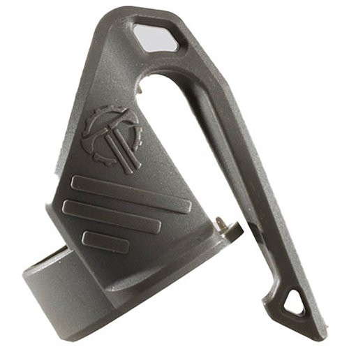 Le Low Profile Carry Clip de Thyrm te permet de transporter discrètement ta lampe tactique, offrant une prise sécurisée et un déploiement rapide dans toutes les conditions.