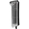 Le CellVault XL offre un rangement sécurisé pour jusqu'à 8 AAA, 6 CR123 ou 2 18650, tout en étant imperméable et facile à attacher grâce à son design pratique.