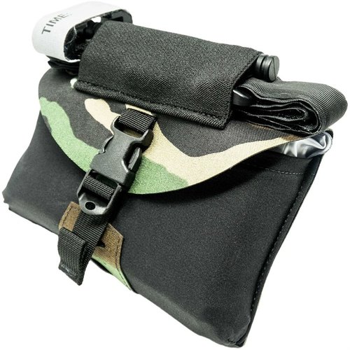 La borsa IFAS di GBRS Group è compatibile MOLLE, con una tasca elasticizzata, una manica per il torniquet e una costruzione in laminato per un facile accesso in emergenza.