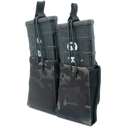 La custodia per caricatori GBRS Group è compatibile MOLLE/BELT, offre ritenzione positiva con bungee removibile e si adatta a caricatori AR-15/AK-47.