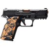 XF PRO™ 9MM Luger è una pistola semi-automatica in metallo, con un design elegante, compatibile con caricatori Glock®, e dotata di un grilletto preciso e ottiche pronte.