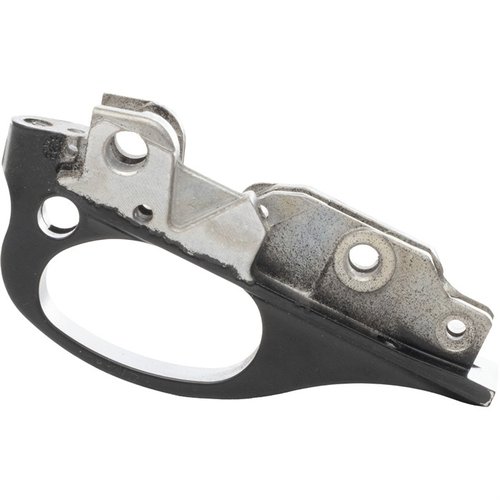 Upgrade deine Remington 552/572 mit dieser OEM Trigger Plate Assembly in glänzendem Schwarz, die perfekt passt und langlebige Metallkonstruktion bietet.