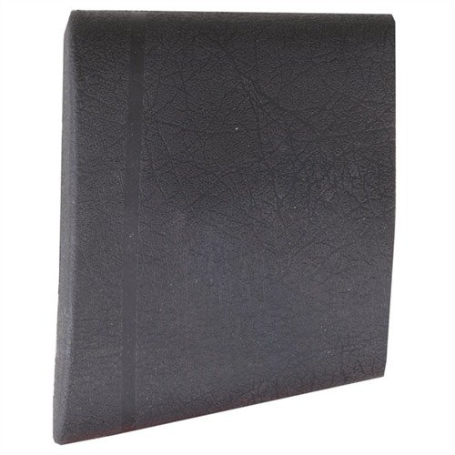 Le SLIP-ON RECOIL PAD SMALL de KICK-EEZ offre un confort optimal en réduisant le recul, s'adaptant parfaitement aux crosse de 4 ½" x 1 ½" à 4 13/16" x 1 5/8".