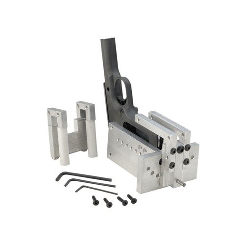 Le 1911 EZ CHECKERING FIXTURE te permet de réaliser un checkering précis et beau sur ta première tentative, avec des instructions claires et des outils inclus.