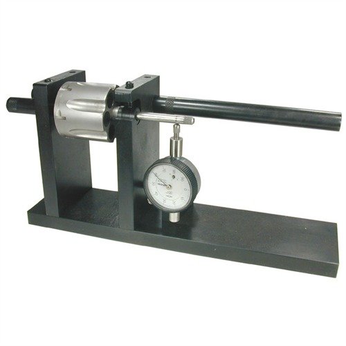 Überprüfe und richte schnell und präzise die Yoke/Kran-Baugruppe und den Extractor Rod aus, um eine reibungslose Funktion zu gewährleisten!