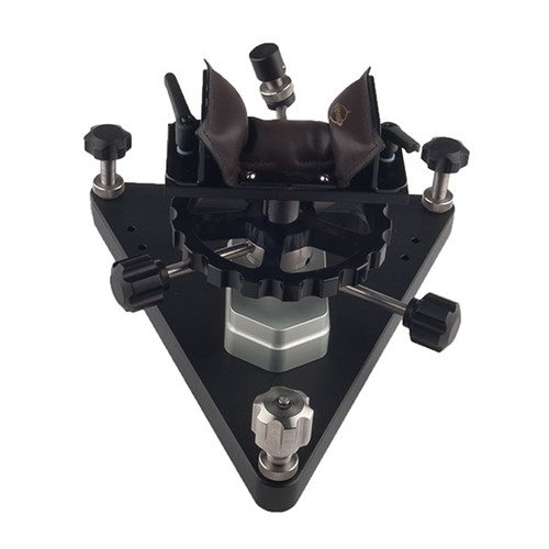 Il Sinclair Competition Shooting Rest offre stabilità, mobilità e un design ambidestro, ideale per competizioni di benchrest e per ottenere la massima precisione.