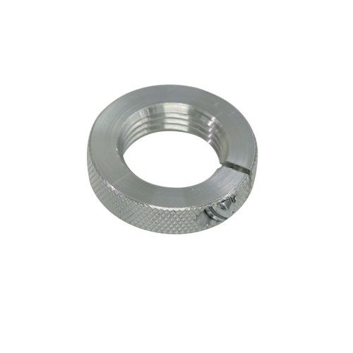 Il CROSS BOLT DIE LOCK RING di Forster Products offre un allineamento affidabile senza danneggiare le filettature, compatibile con tutti i dies standard 7/8-14.