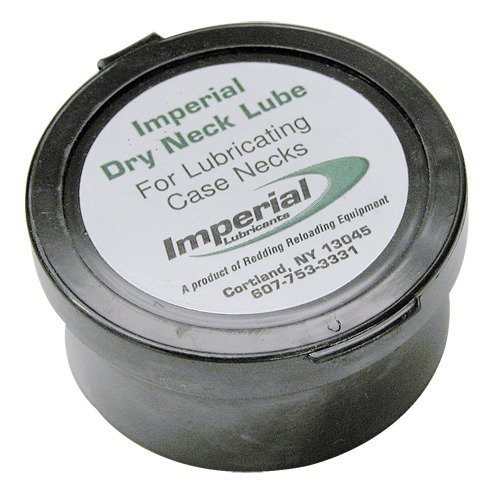 L'IMPERIAL DRY NECK LUBE di REDDING riduce il chatter e l'attrito durante la formatura dei bossoli, senza contaminare la polvere da sparo.