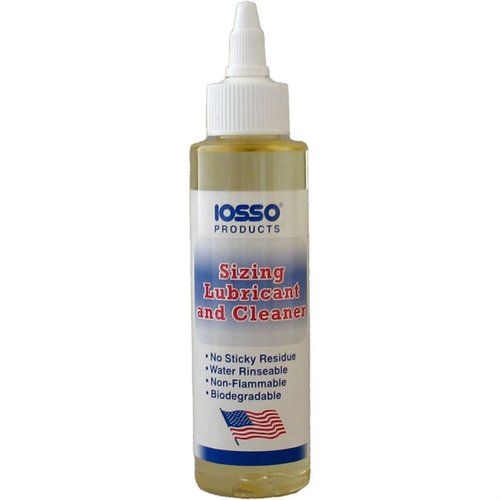 Le lubrifiant et nettoyant Iosso lubrifie et nettoie en une étape, est biodégradable, soluble dans l'eau et facilite le polissage des douilles.